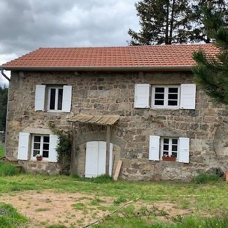 فيلا Ancienne Petite Ferme Renovee Saint-Regis-du-Coin المظهر الخارجي الصورة