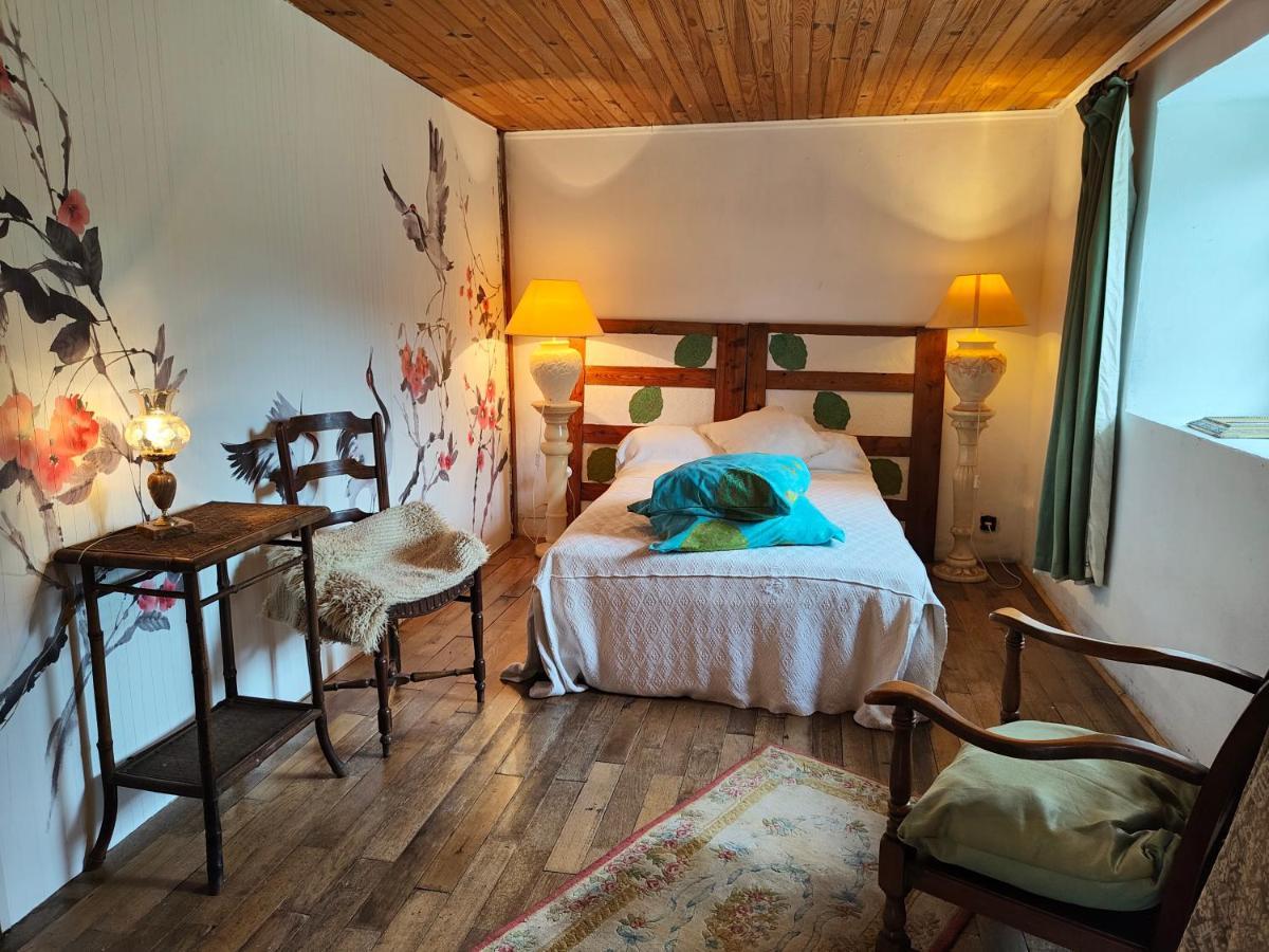 فيلا Ancienne Petite Ferme Renovee Saint-Regis-du-Coin المظهر الخارجي الصورة